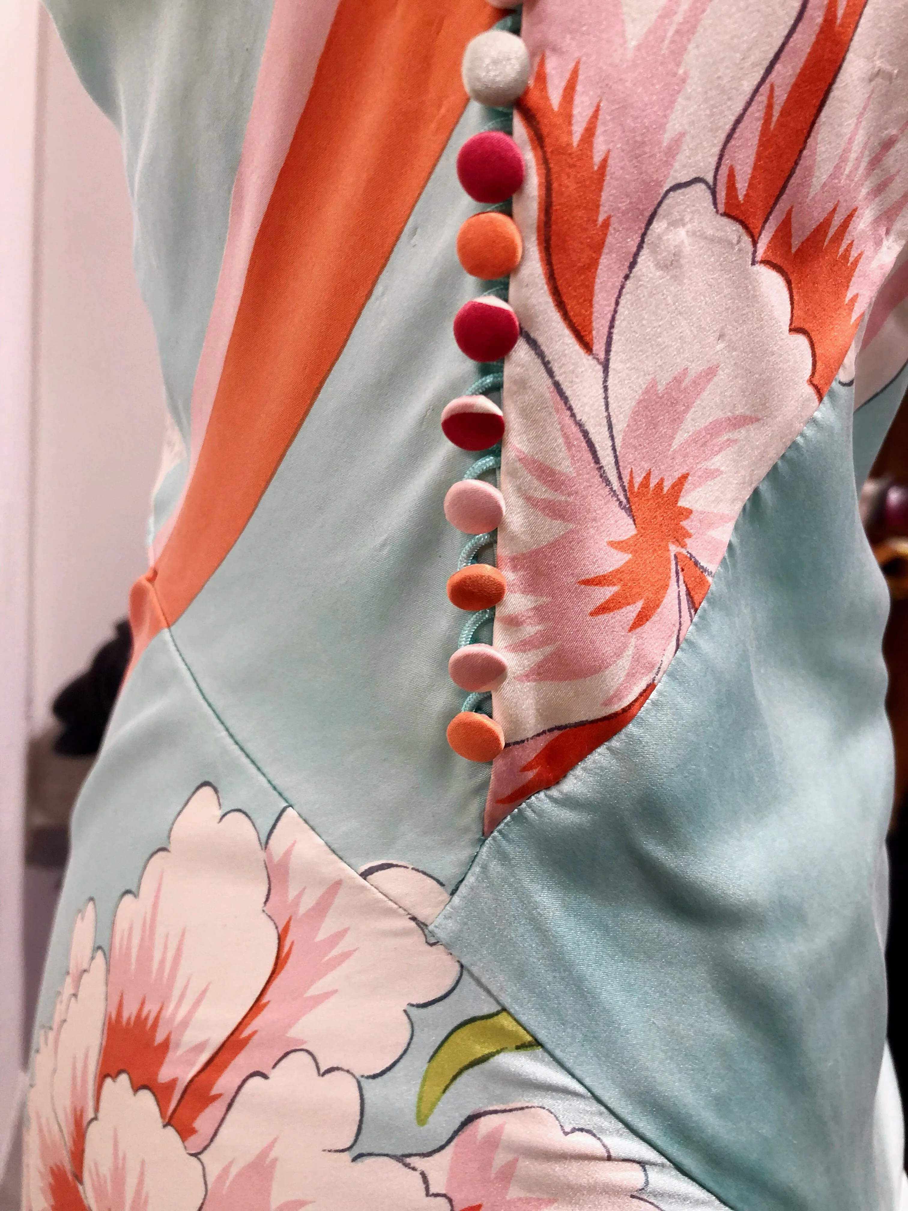 Christian Dior Boutique 2003 Asian print silk gown