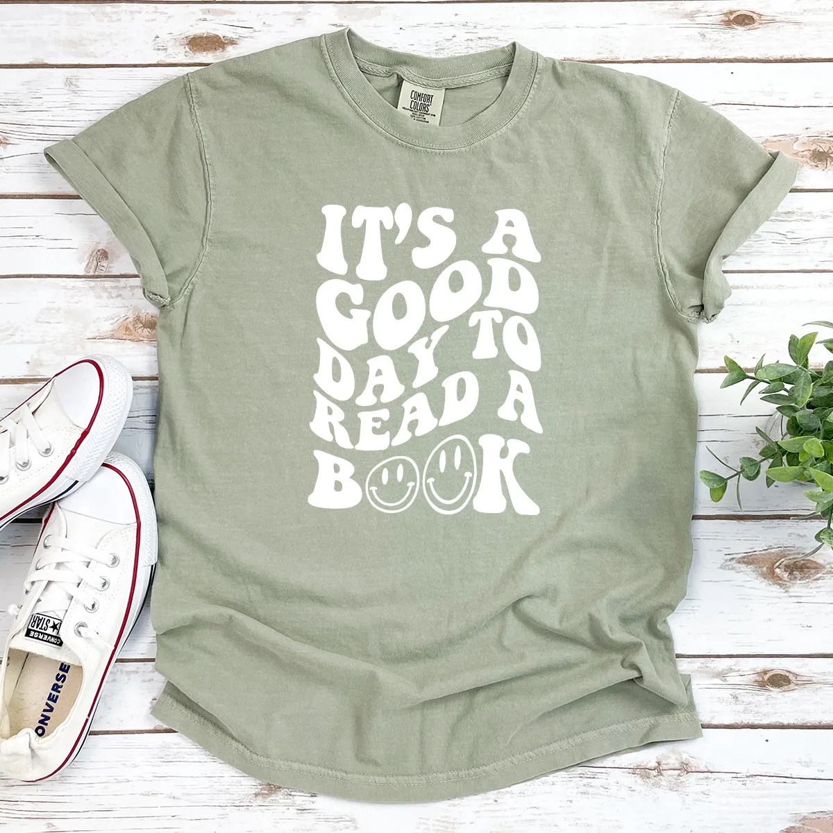good day to read cotton tee