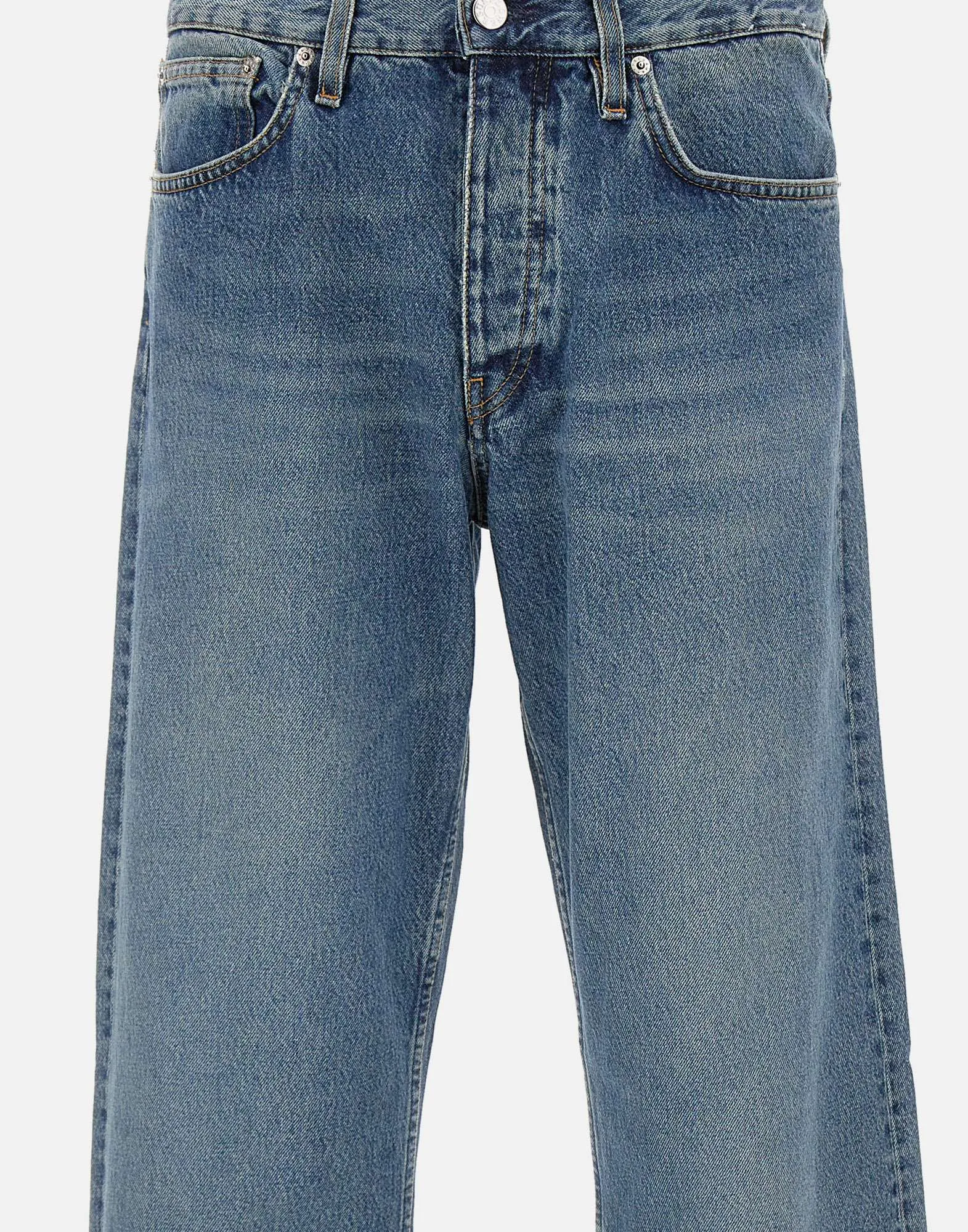 Loose Fit Light Blue Jeans