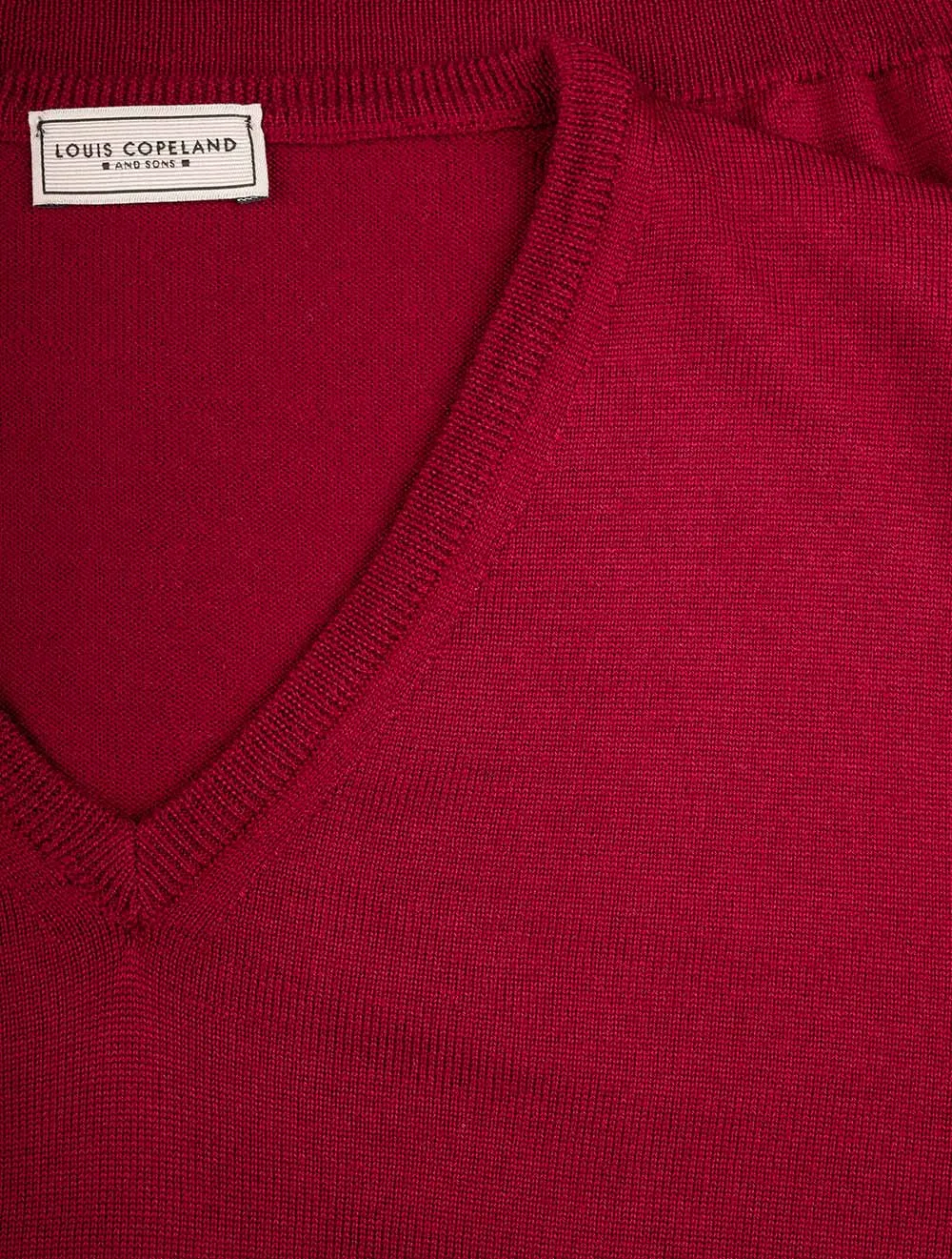 Merino V Neck Red