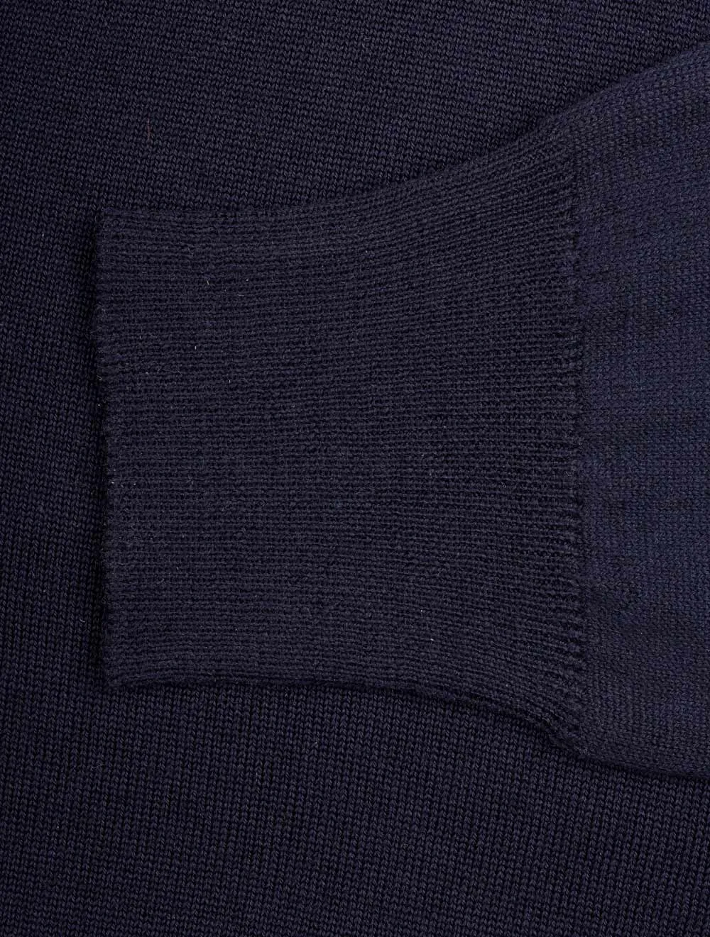 Merino Wool V Neck Navy