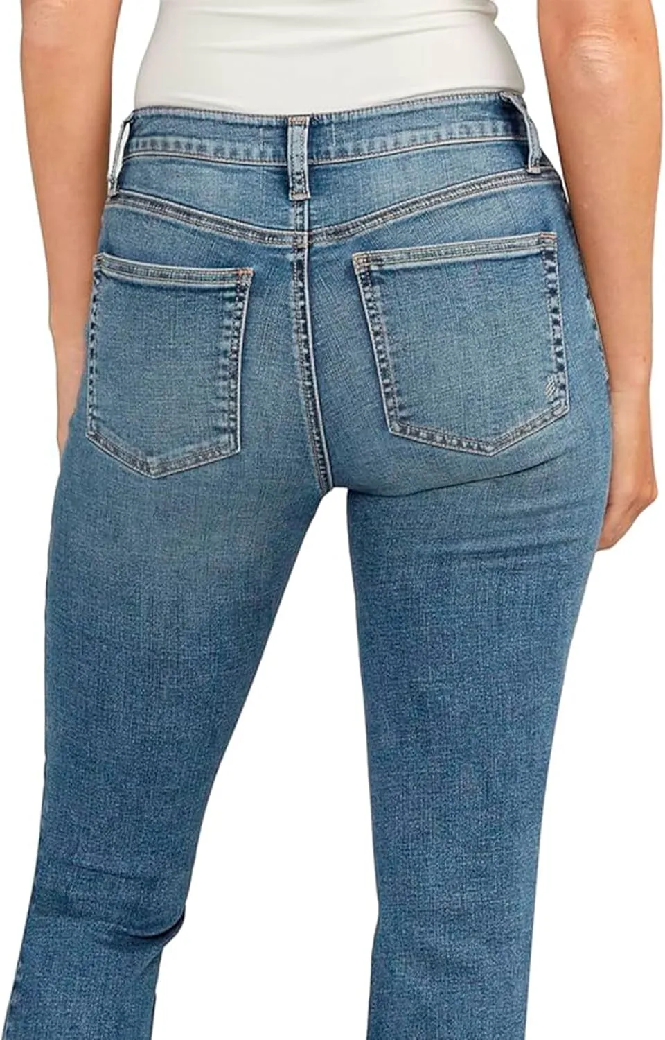 Silver Jeans Co. Women's Most Wanted Mid Rise Straight Leg Crop Jeans